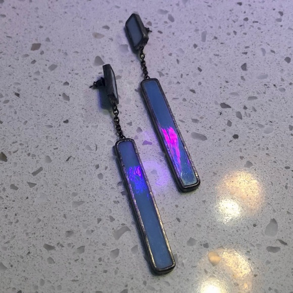 Elegant Handmade Artisan Purple Glass Earrings - Picture 3 of 6